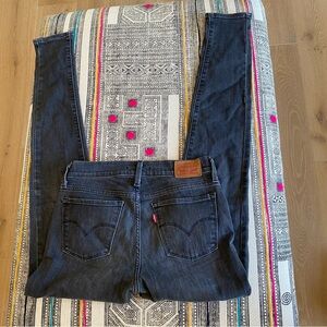 Levi’s 710 super skinny jeans
